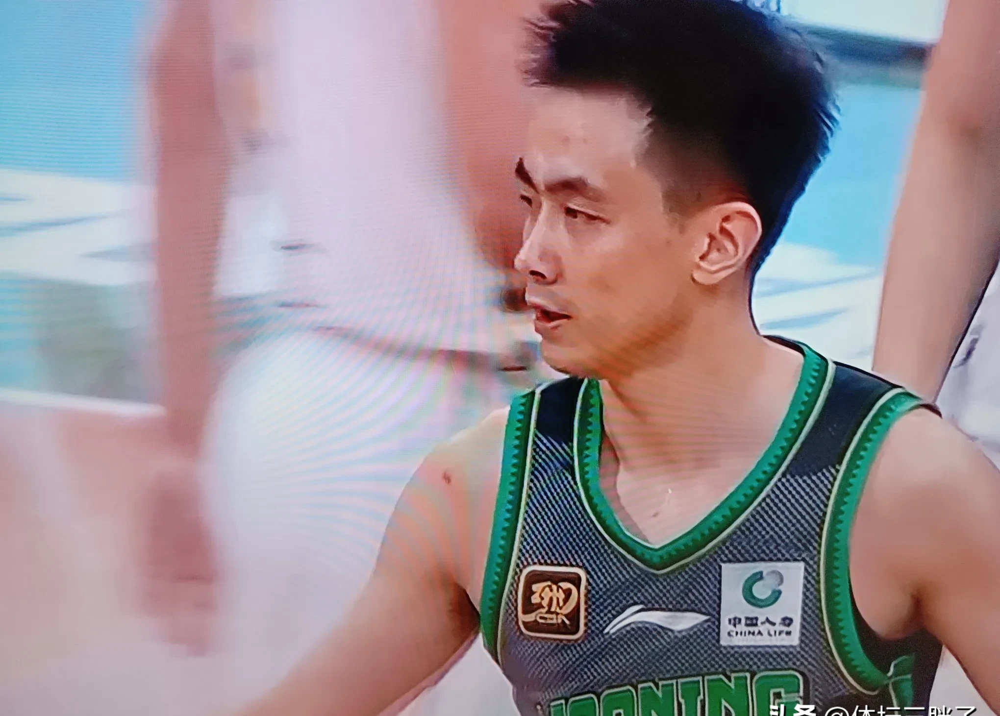 上海队力克山东队，孙铭徽关键制胜