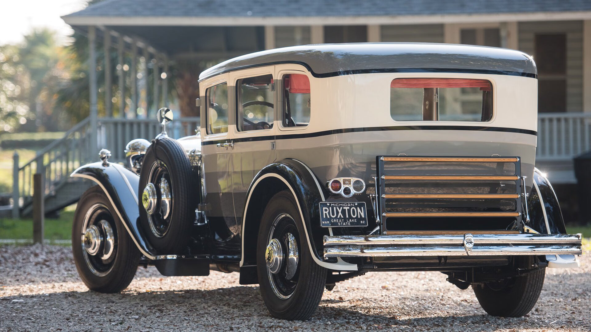 艺术防守阻击金元战舰，当佛罗伦萨的链式封锁遇见国家德比的华丽对决