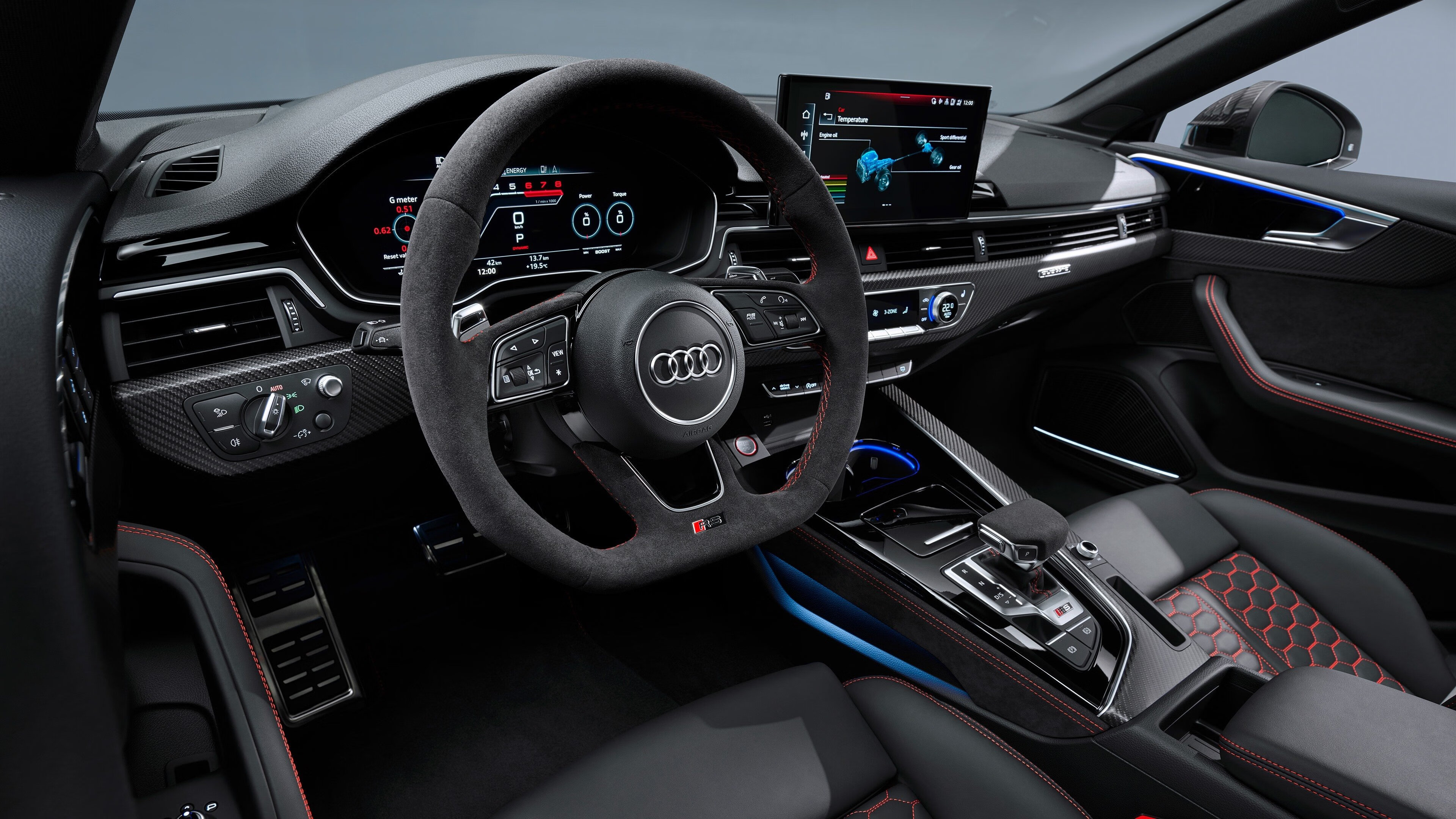 生死战的旁观者，当塞维利亚遭遇英格兰，焦点却落在场边卢卡库