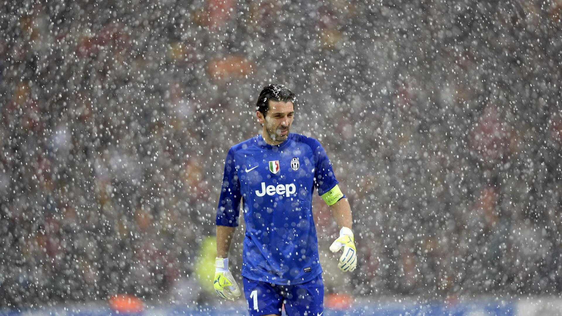 欧冠唯一性时刻,亚特兰大掀翻爱尔兰,劳塔罗半决赛接管比赛