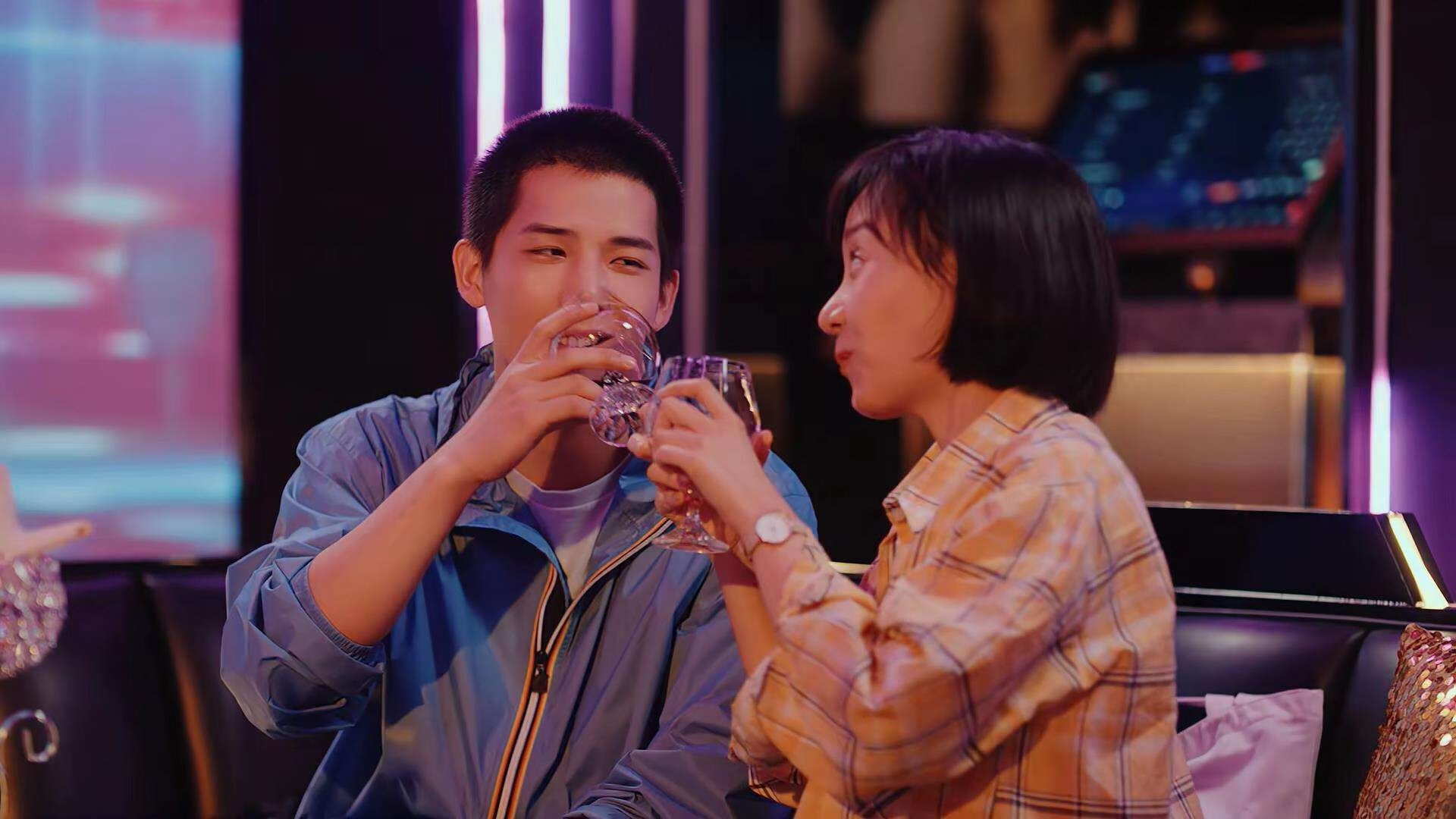 铁幕下的冷门，孙兴慜化身防守铁闸，曼联爆冷击溃拜仁